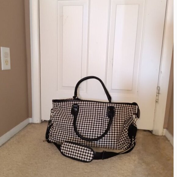 Luggage And Duffle Bag Set - Picture 10 of 10